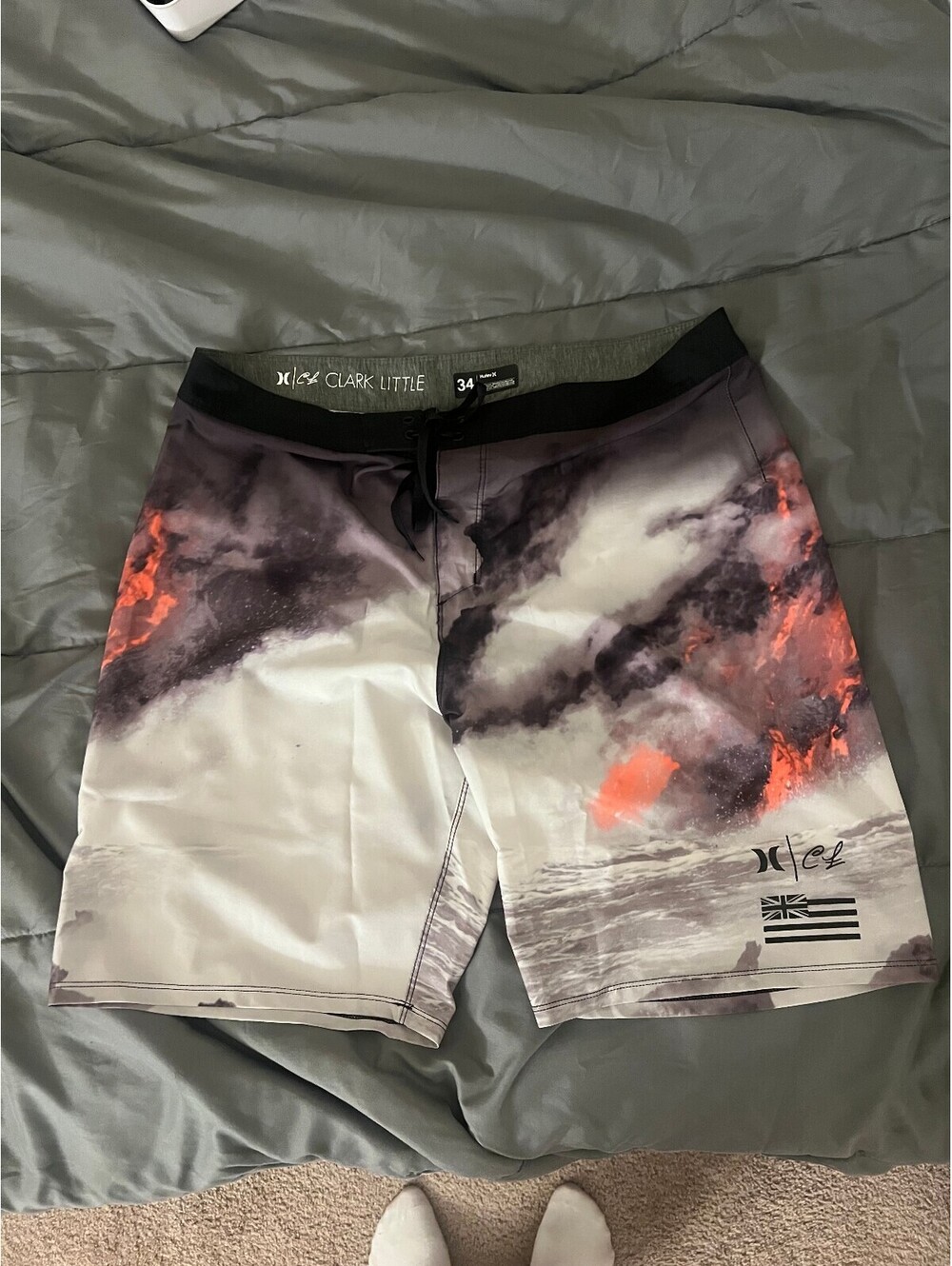 Hurley Clark Little Phantom Board Shorts Men size 34